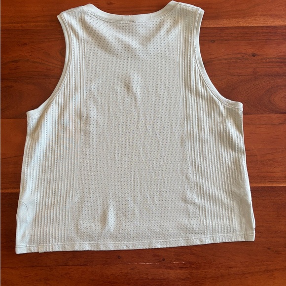 Lululemon Train to Be Tank - Picture 5 of 10